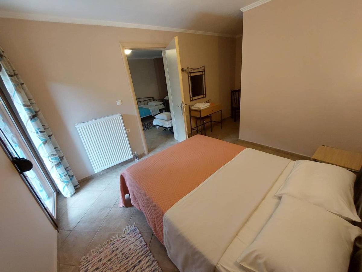 Ziakas Rooms Zákas エクステリア 写真